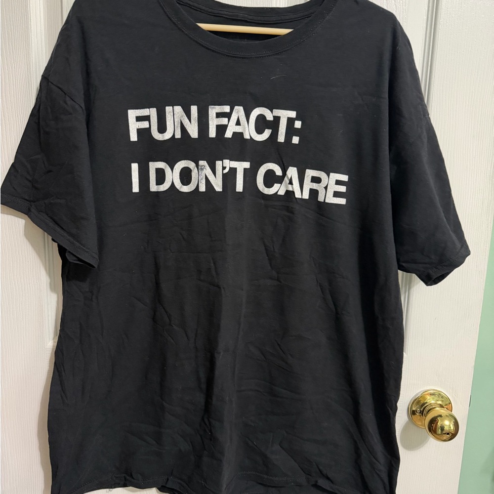 Black Graphic Tee - Short Sleeve
